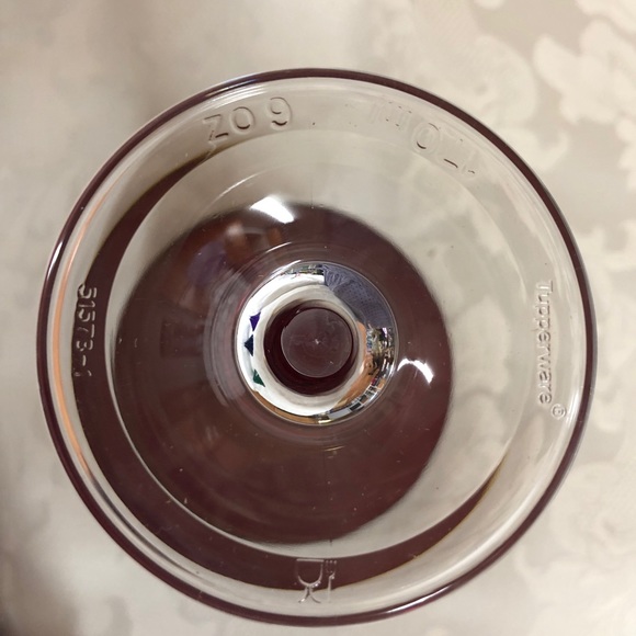 NEW! Tupperware Elegant Martini Glasses - Picture 4 of 4